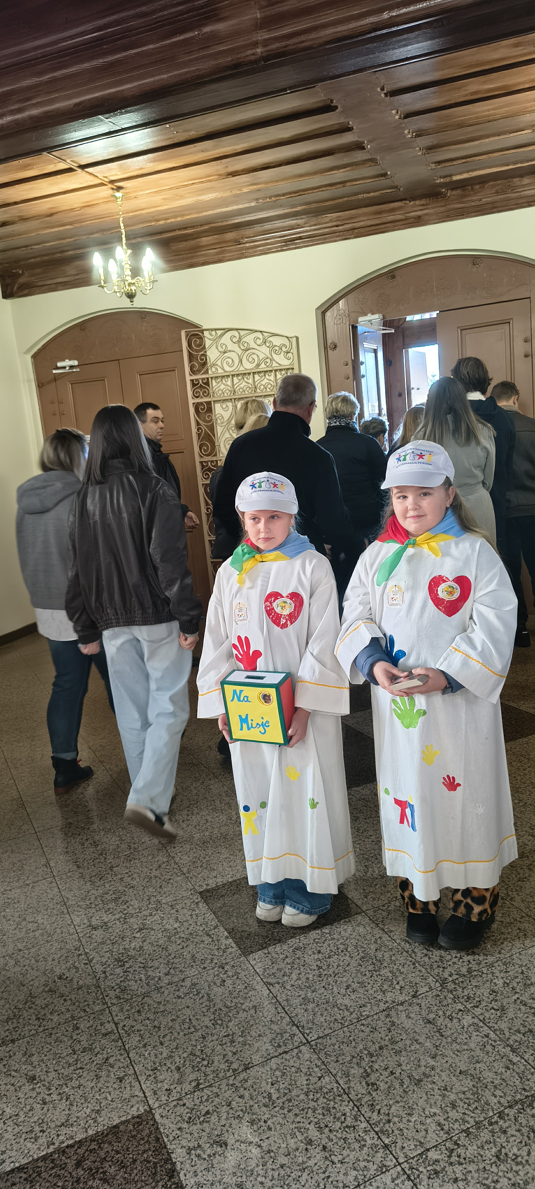 d9668652-25e9-4a95-a954-92c1022f5879