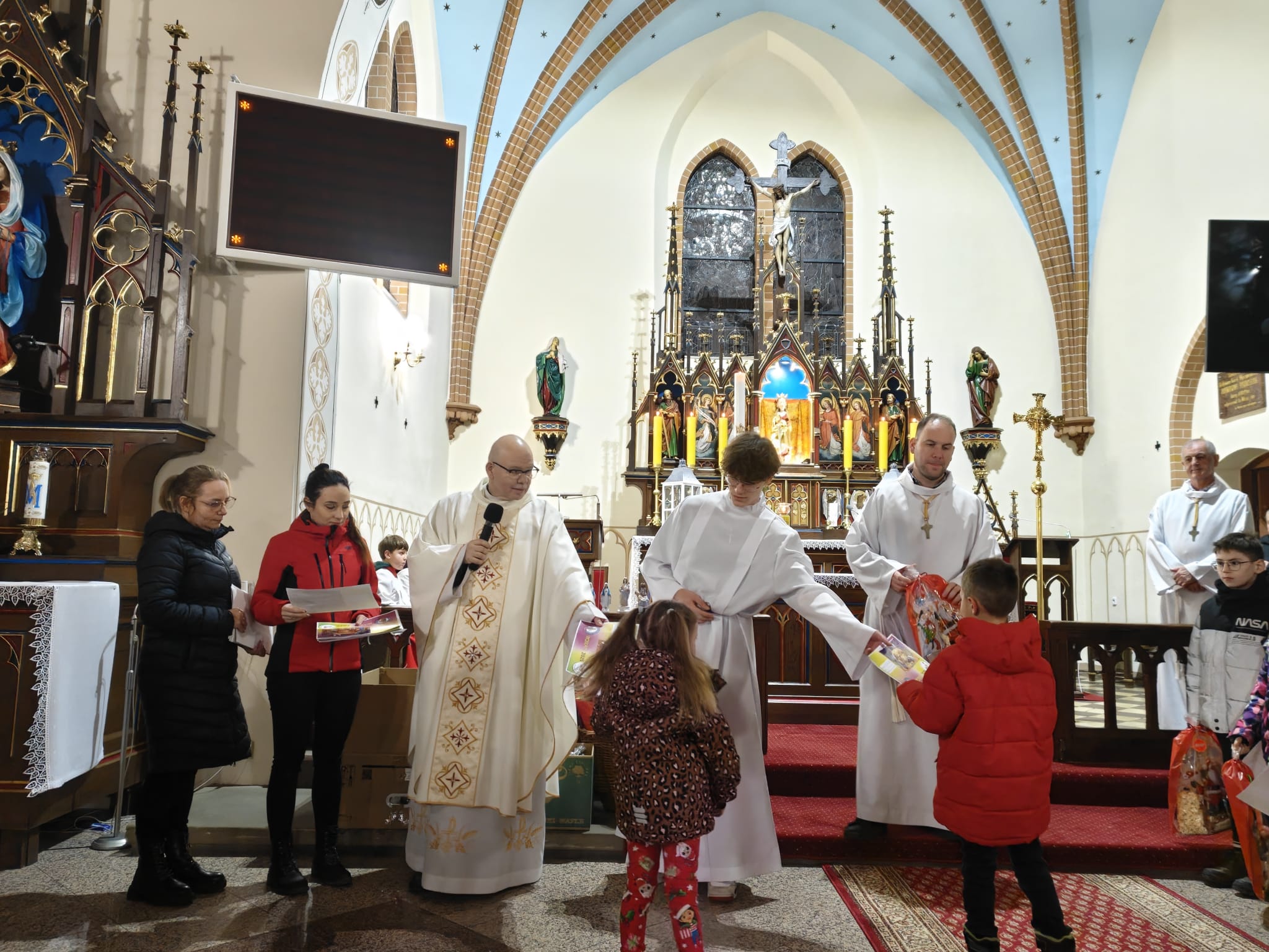 whatsapp-image-2025-12-22-at-19-53-58