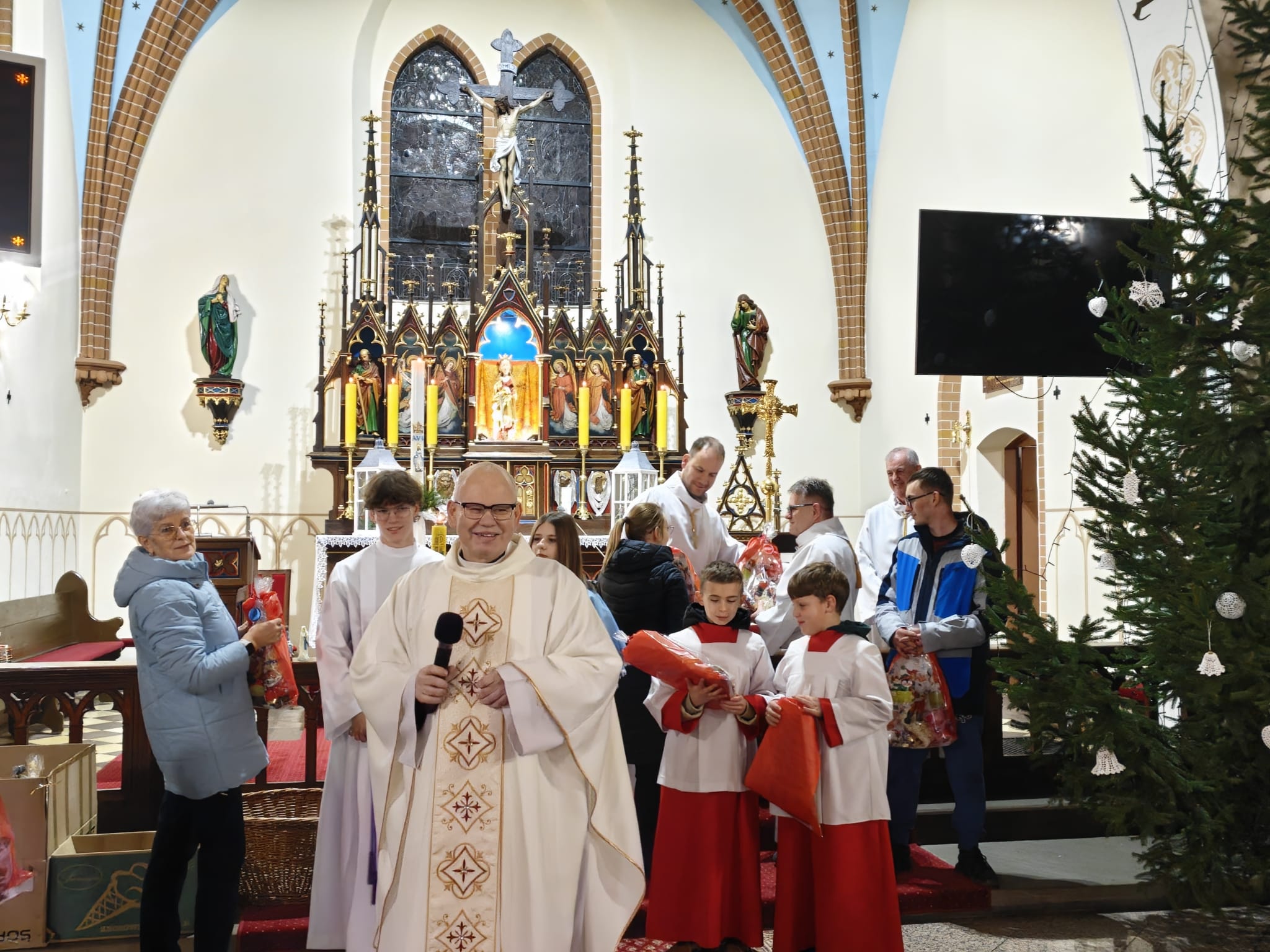 whatsapp-image-2025-12-22-at-19-54-06-2