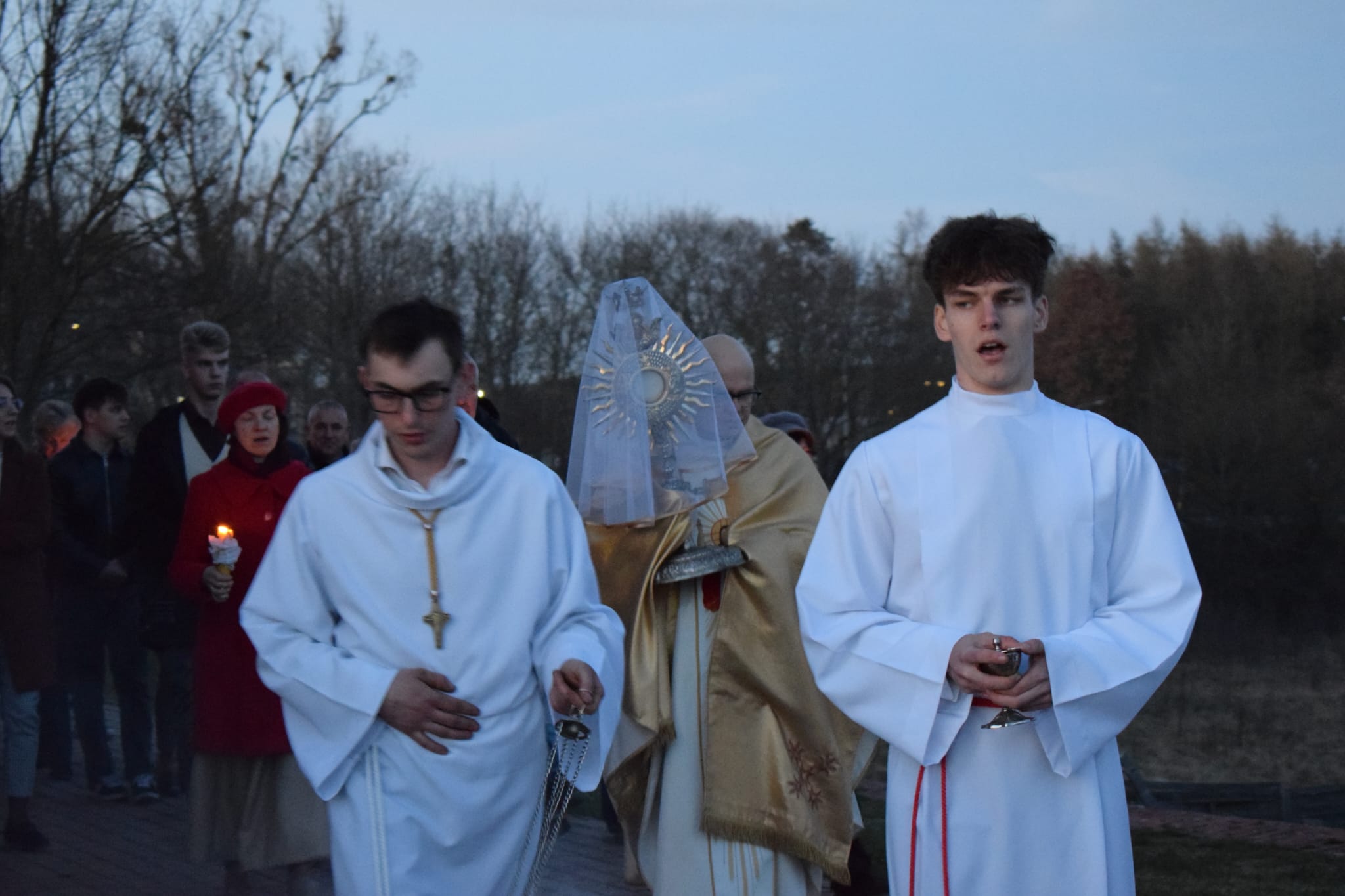 whatsapp-image-2026-04-04-at-21-14-01-2