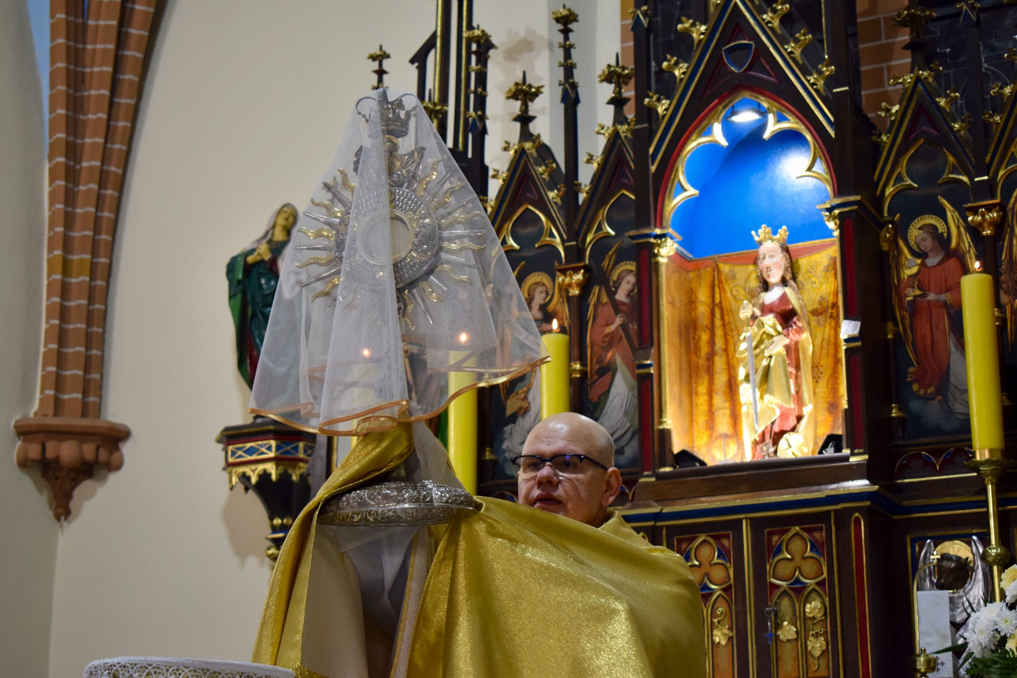 whatsapp-image-2026-04-04-at-21-14-02-2